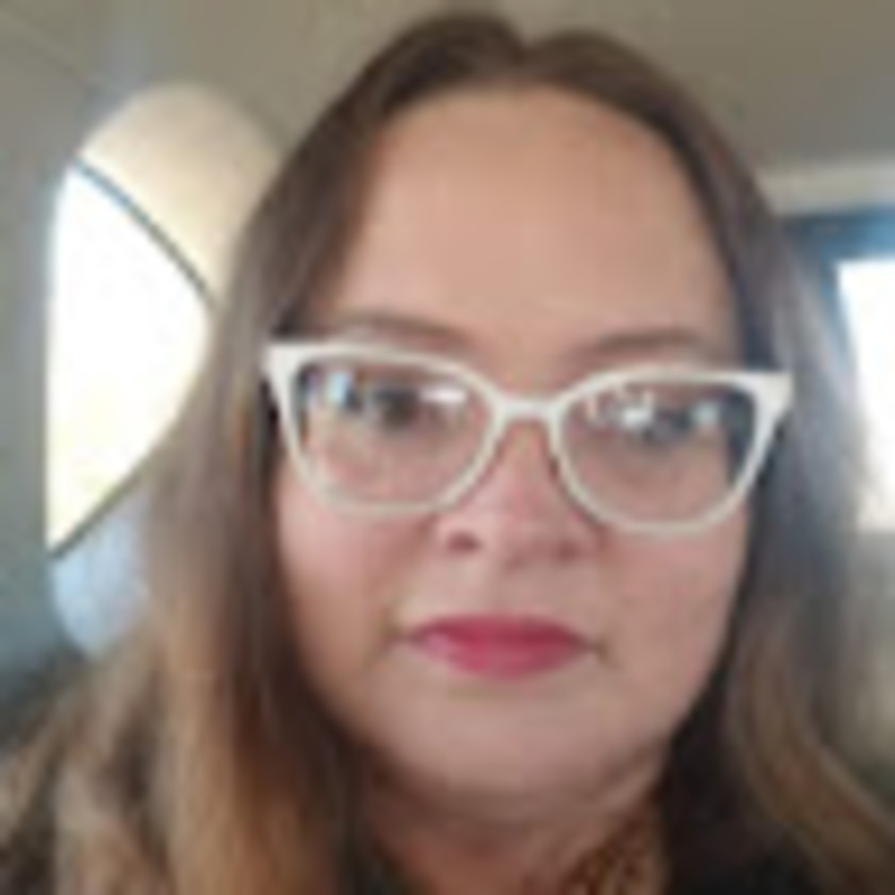 Meet your Posher, Telena